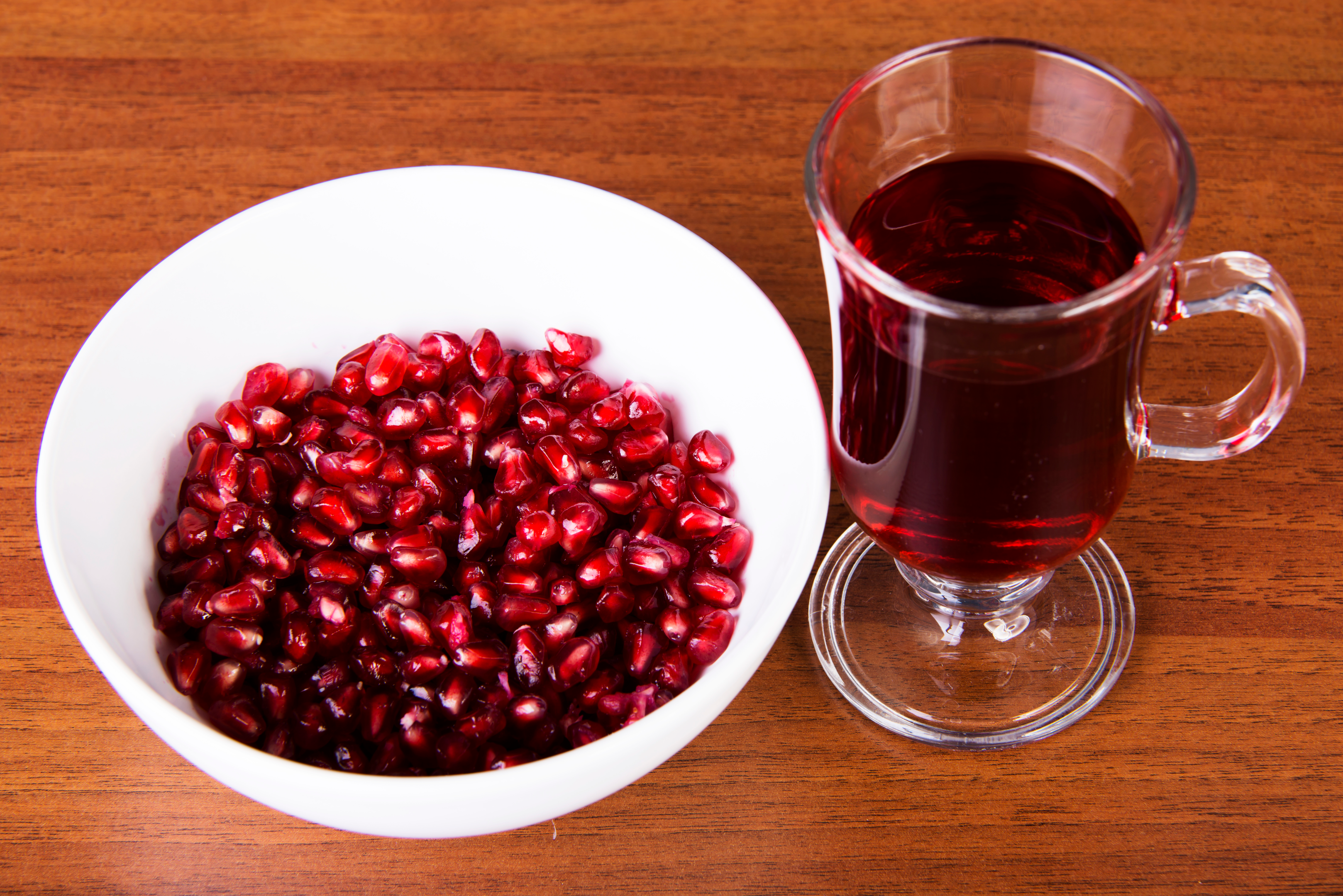 How to juice a pomegranate?
