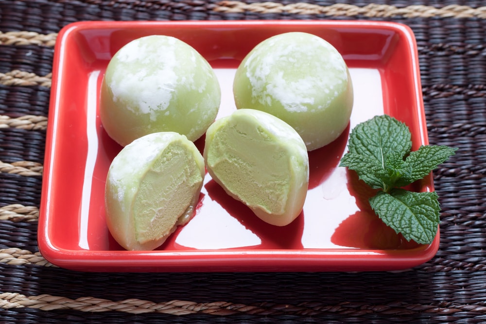 green tea mochi ice cream balls