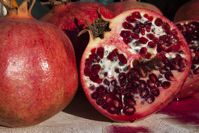 What do wonderful pomegranates taste like