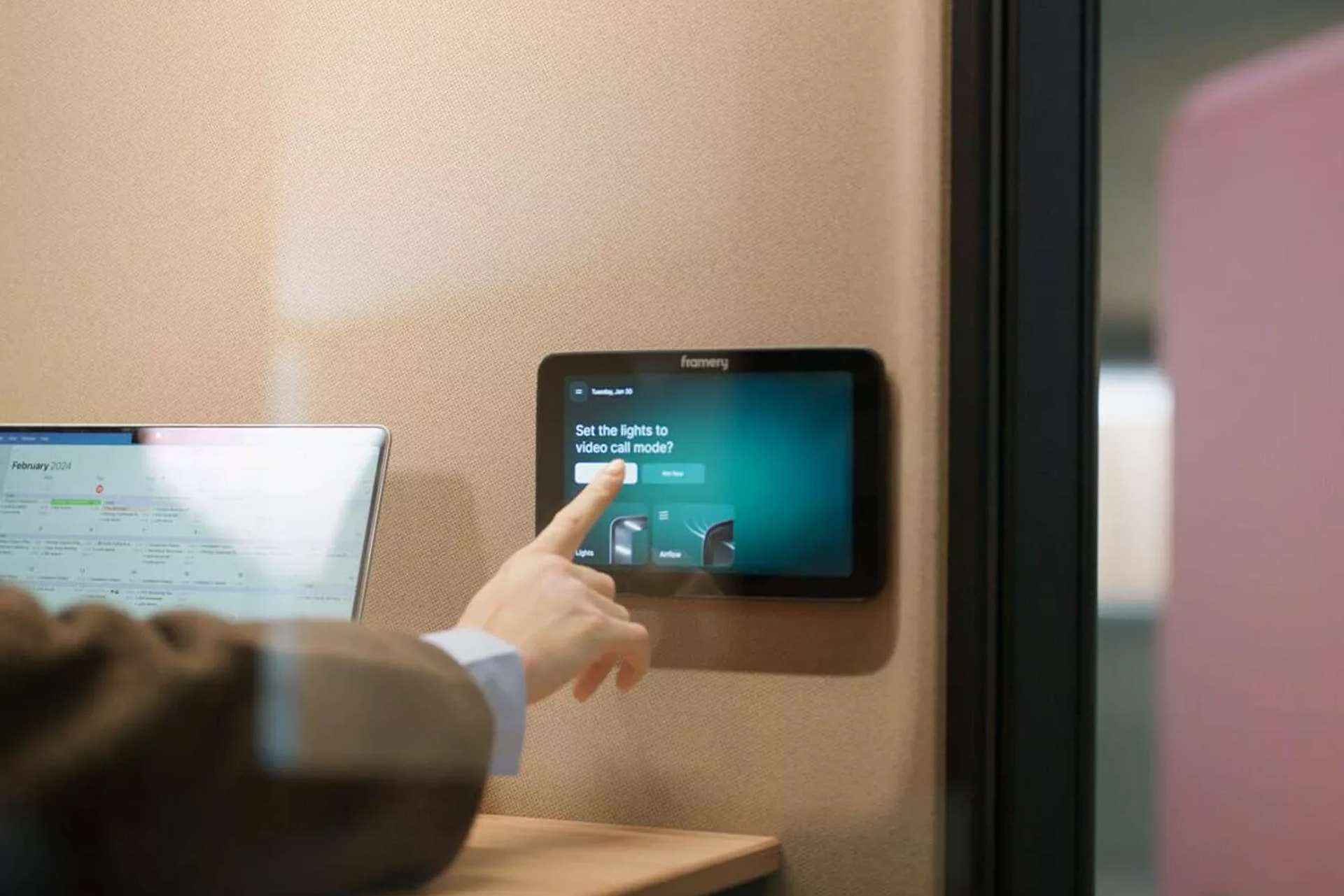 60c33517 6c53 41f9 9edd cb49c68d6aed - My Office Pod