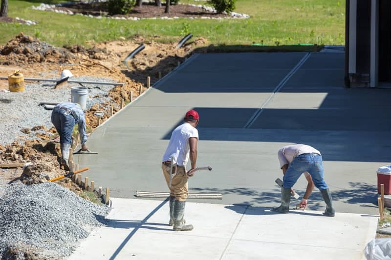 Choose the Right Concrete Patio Contractor