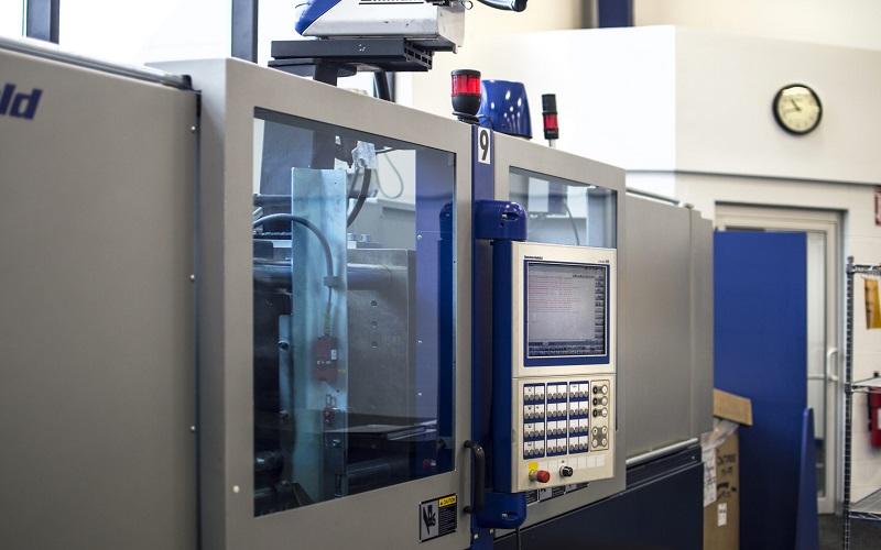 nylon injection molding process inside a manufacturing facility