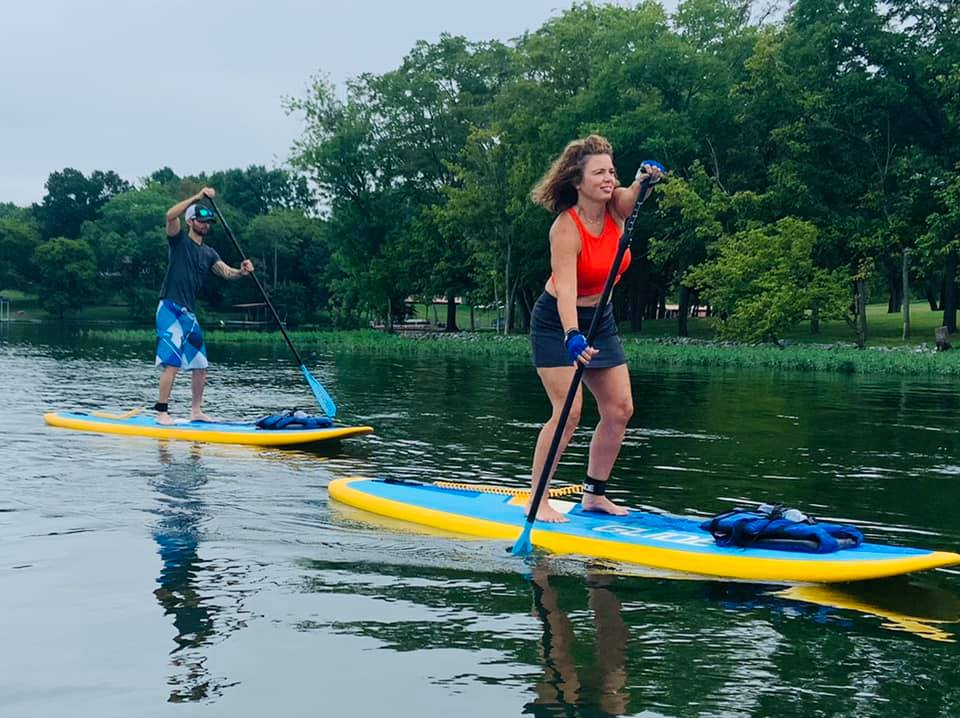 stand up paddle boards on old hickory lake