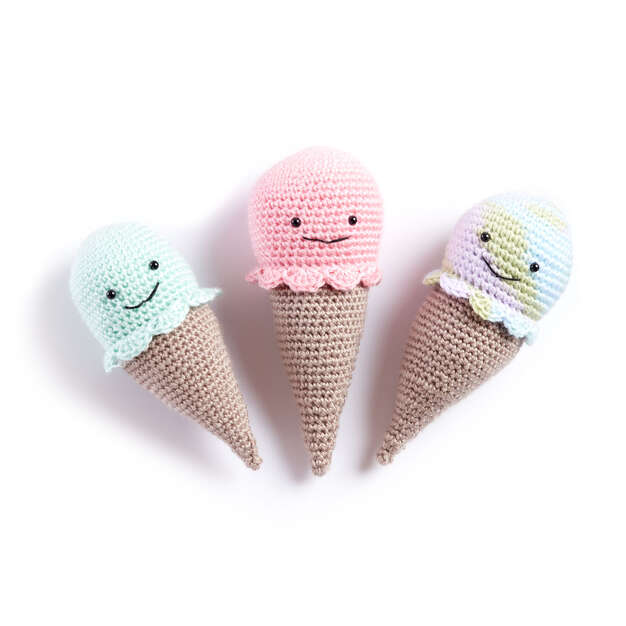 Free Amigurumi Ice Cream Baby Rattle Crochet Pattern