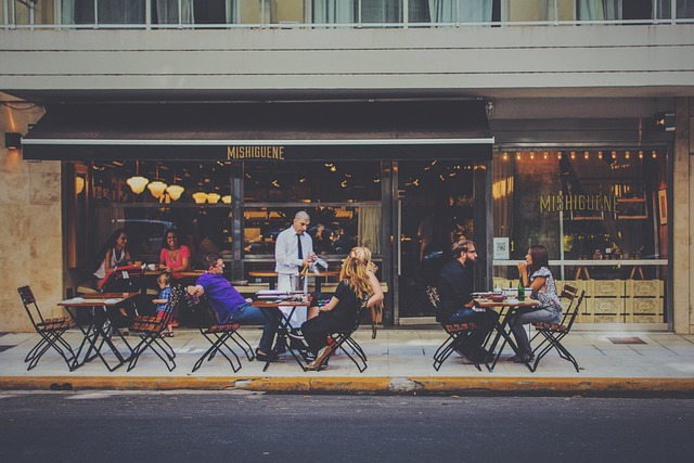 outdoor dining, restaurant, bar