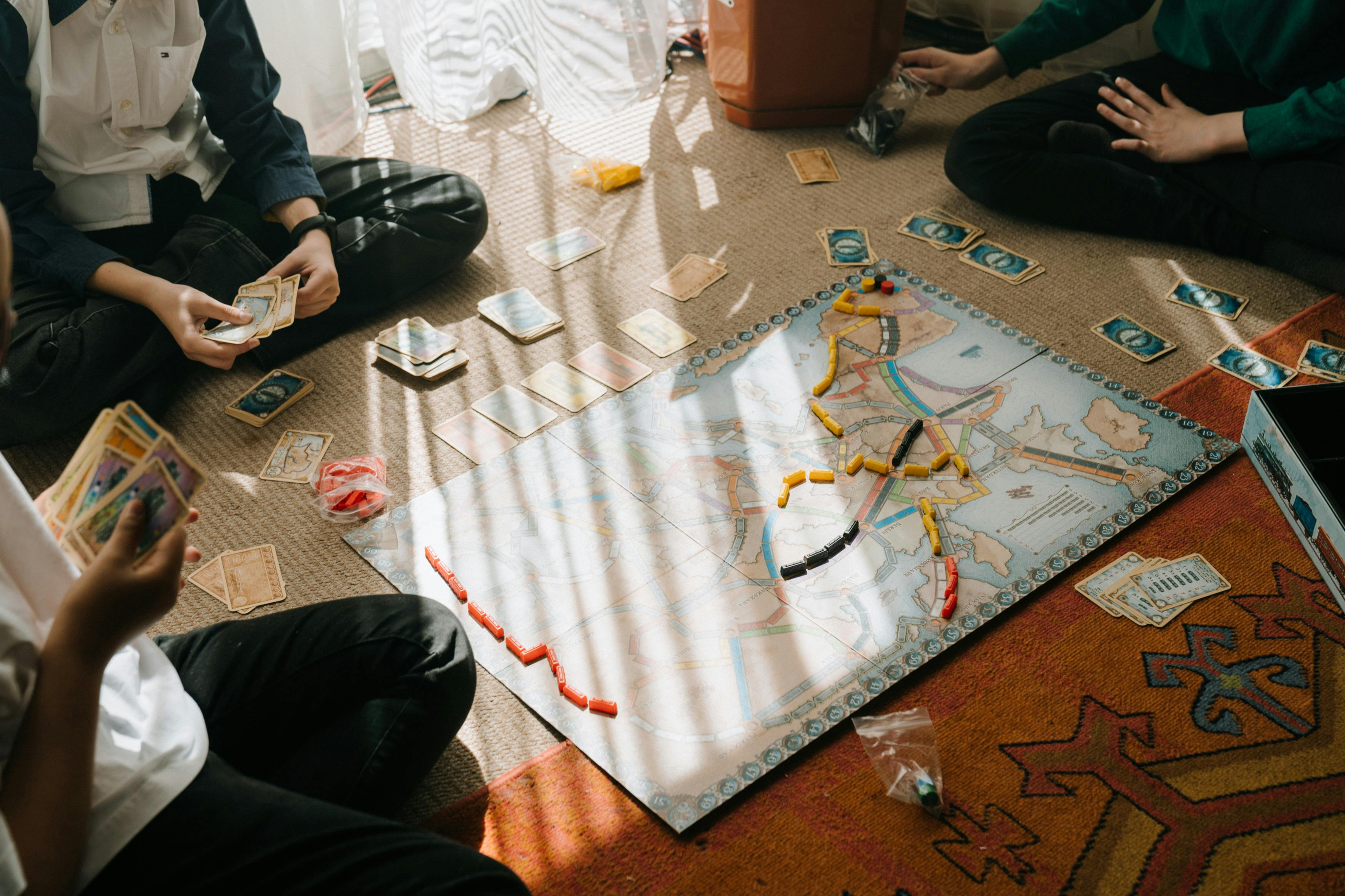 Family Holidays UK: Family hosting board game tournaments