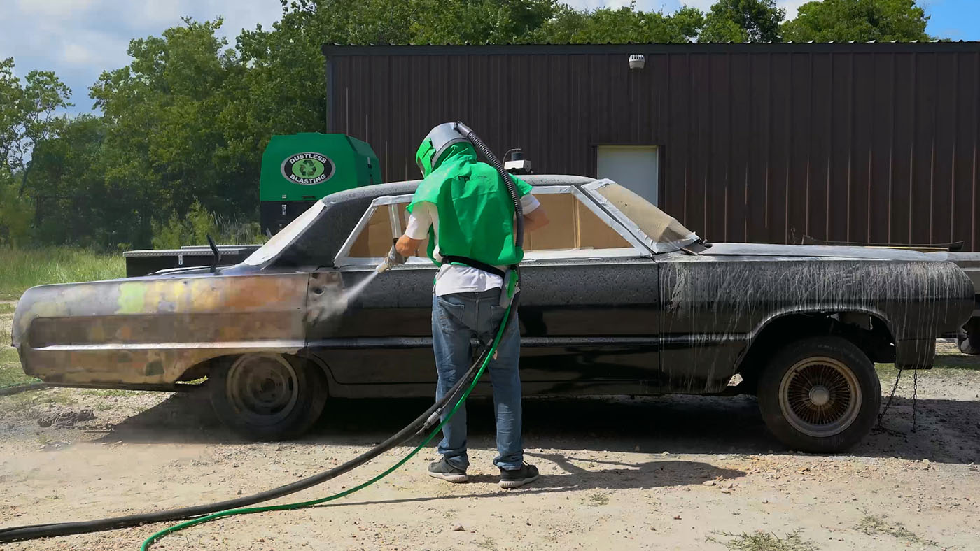 Stripping Paint off of a car using DUSTLESS BLASTING®