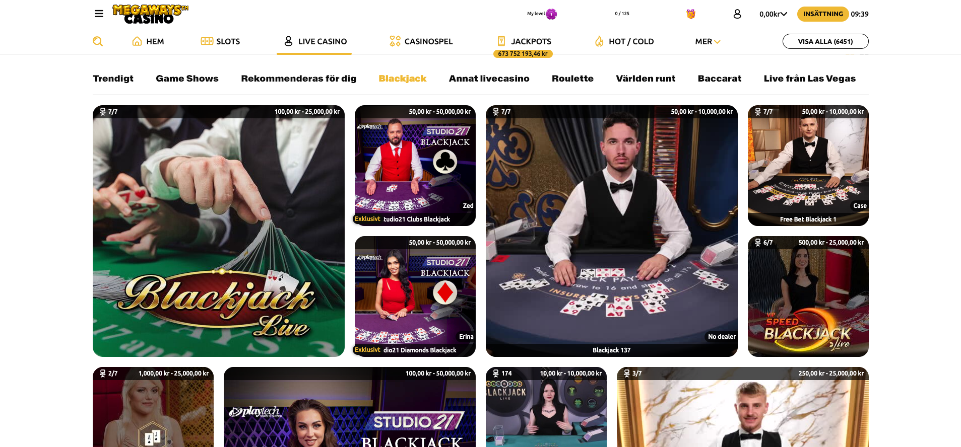 Live blackjack hos Megaways Casino med flera blackjackbord och professionella dealers.