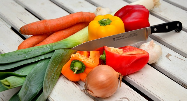 vegetables, knife, kitchen knives