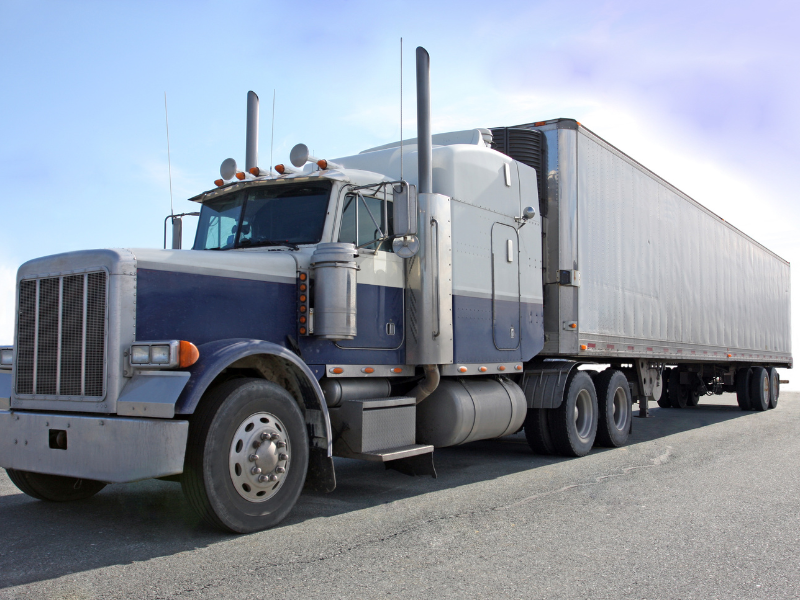 Image of an 18-wheeler in Gadsden, Alabama.