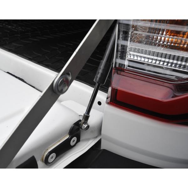 hilux tailgate assist