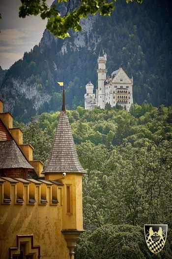 spectacular panorama on a castle Tour to Neuschwanstein and Linderhof