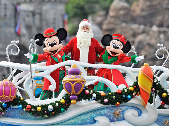 Tokyo Disneyland Christmas Period