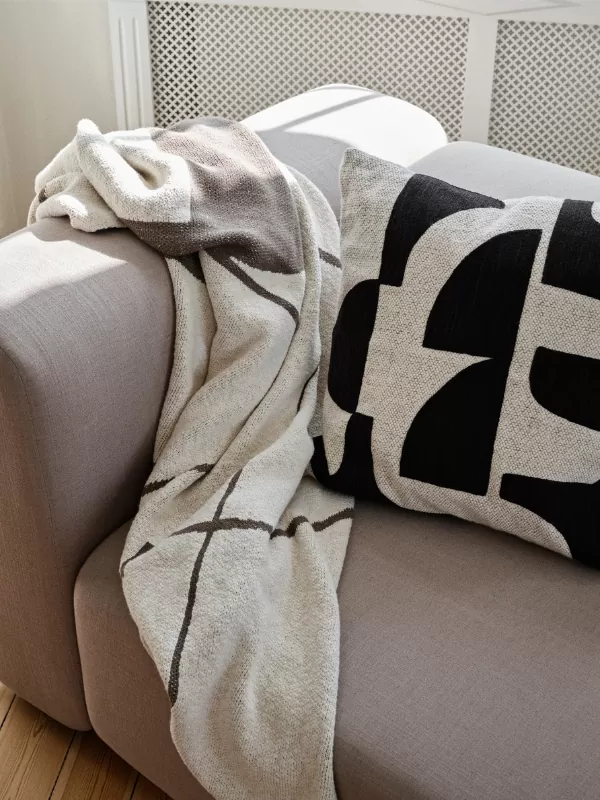 https://latega.pl/product/narzuta-maren-brazowa-broste-copenhagen/