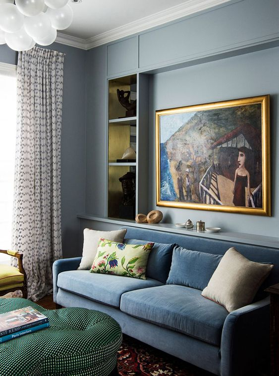 What Colors Go with Blue Furniture for a Vibrant Living Room Design ...