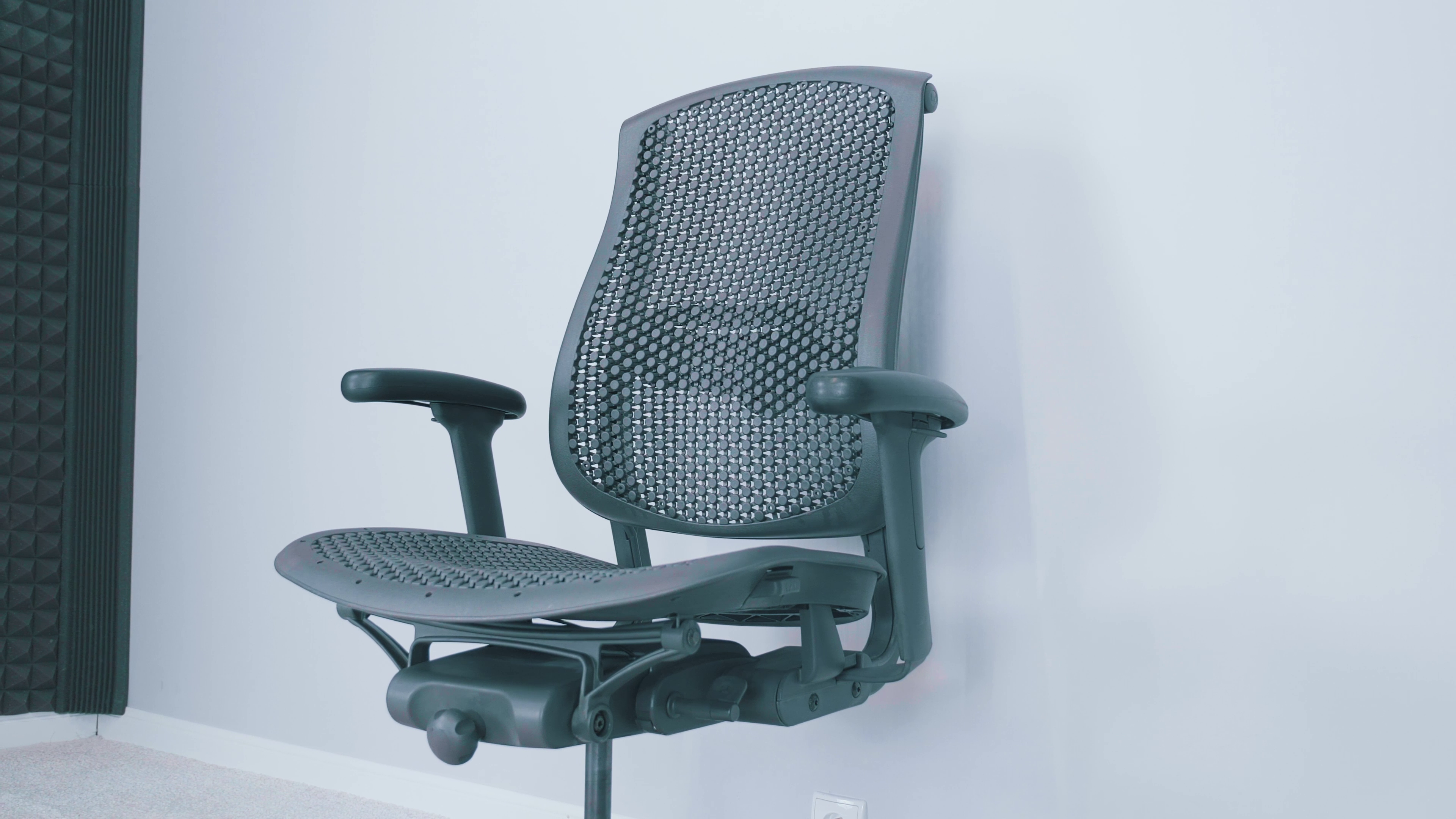 Herman Miller Celle – trwałość i ergonomia w praktyce pracy biurowej 1 Herman Miller Celle. Źródło: Brastech