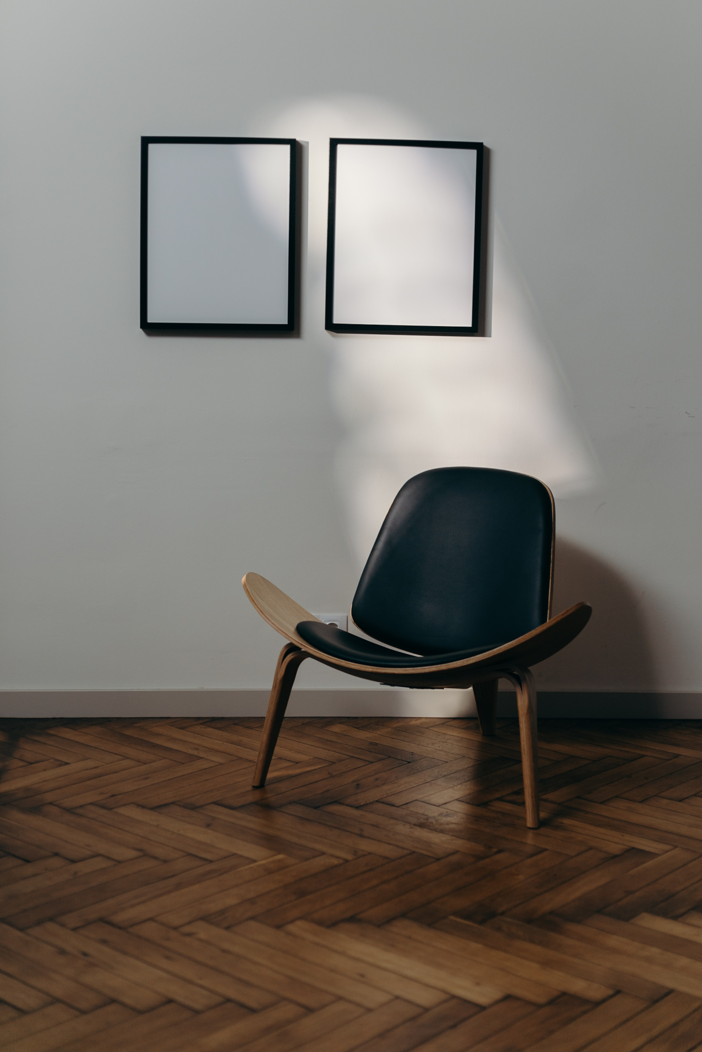 Photo by cottonbro: https://www.pexels.com/photo/black-padded-brown-wooden-chair-4067756/