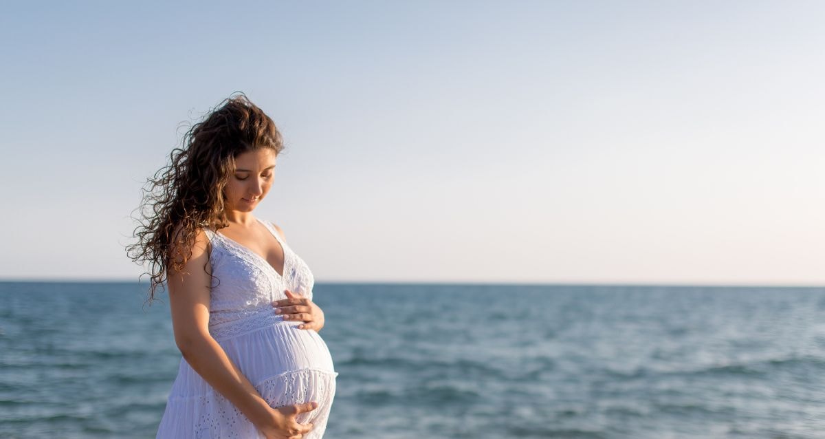 To be a gestational surrogate with a Florida Surrogacy agency you do not have to be a resident of Florida