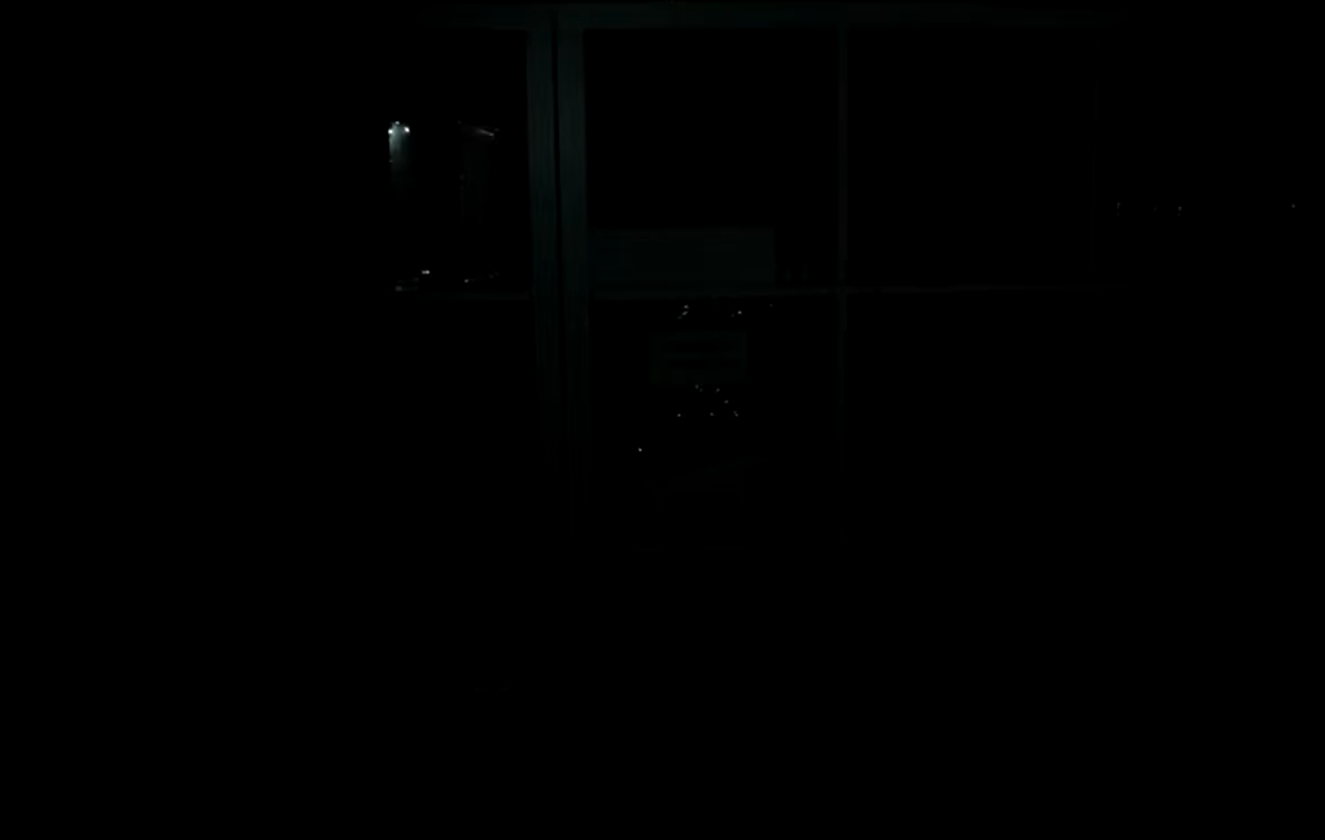 testing the Olight Arkfeld in a pitch black room