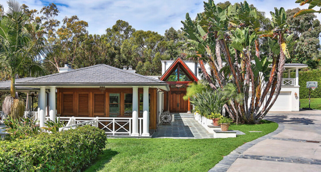 Inside the mansion of Kid Rock in Malibu