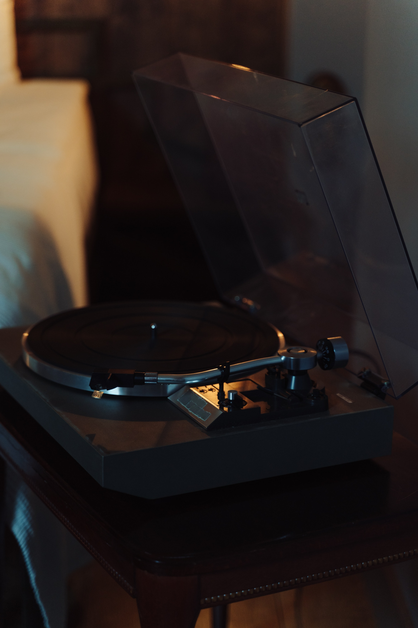 turntable, record, rubber