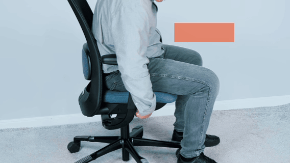 Regulacja fotela biurowego – słownik pojęć i praktyczny przewodnik 4 Regulacja głębokości siedziska. Źródło: Brastech