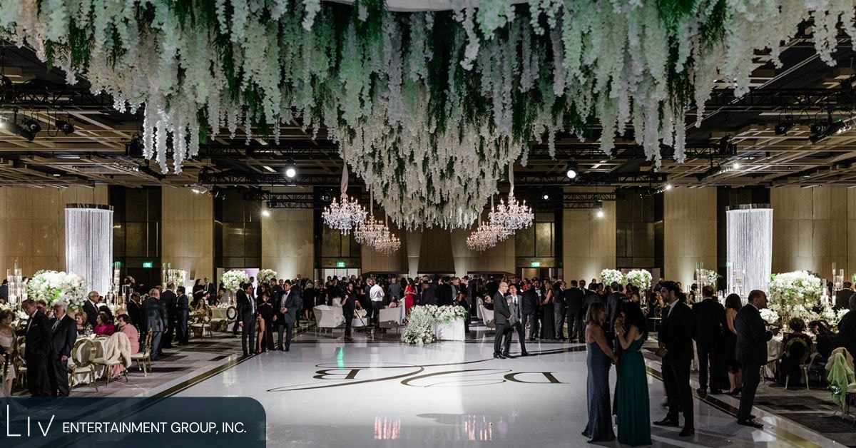 How Big Should a Dance Floor Be at a Wedding?