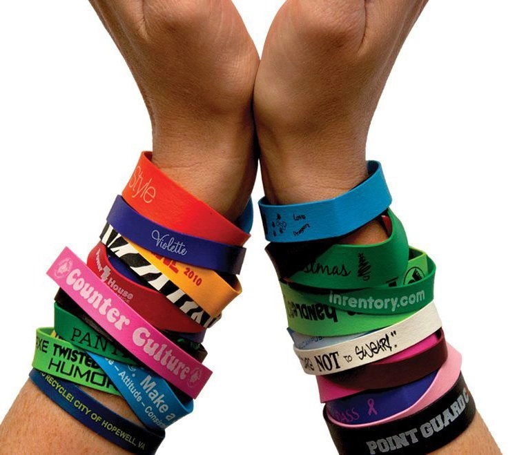 6 Main Reasons People Wear Silicone Wristbands On Their Wrists