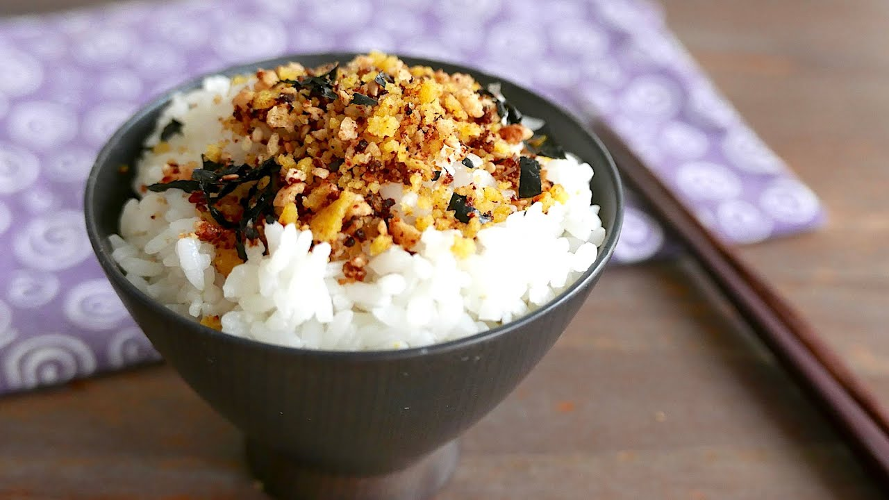 Furikake on top of rice