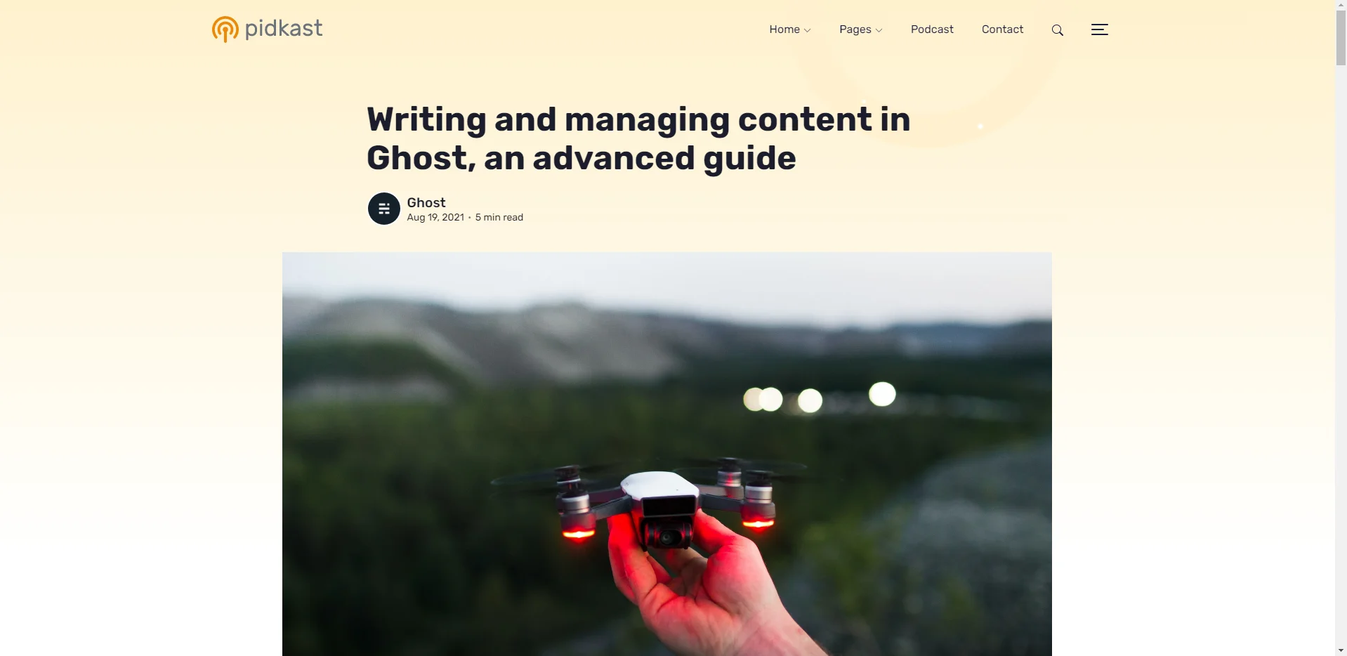 Screenshot of Pidkast blog layout on desktop