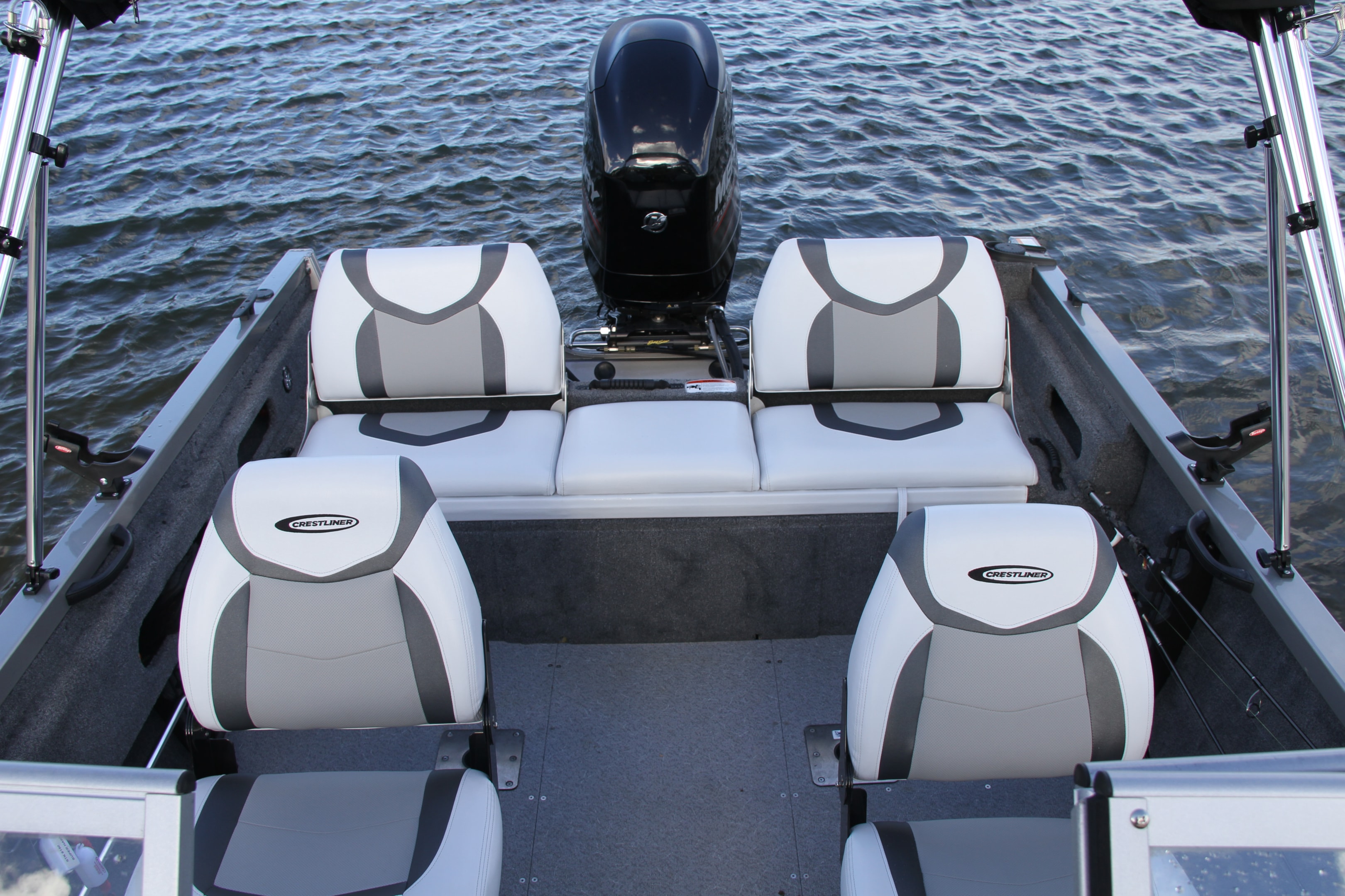 Crestliner have come up with a very clever design that we tested in bad weather on the trip to Lake Fyans