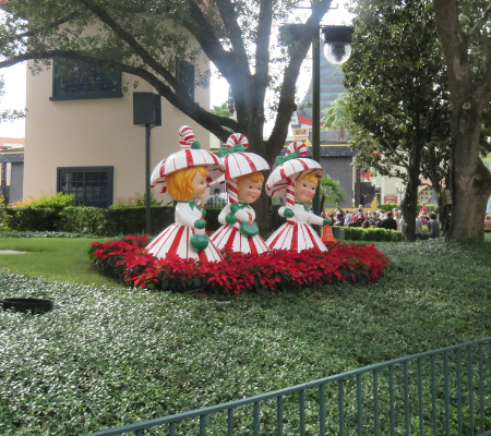 Christmas Decorations at Disney's Hollywood Studios