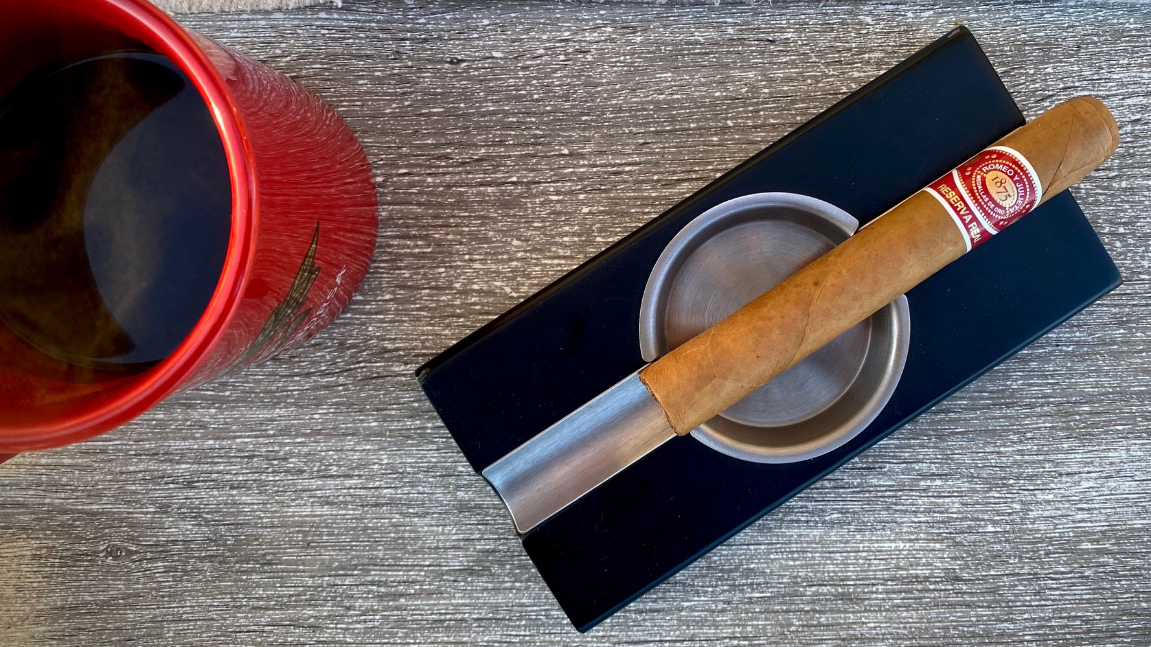 Romeo y Julieta Reserva Real First Impressions