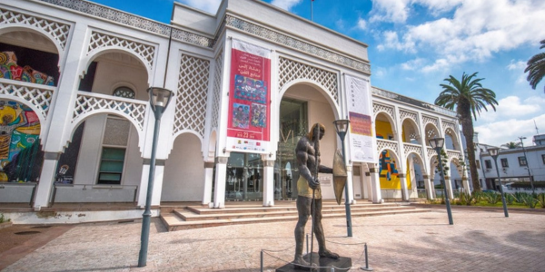 Musée d'art moderne et contemporain à Rabat, expositions et art déco.