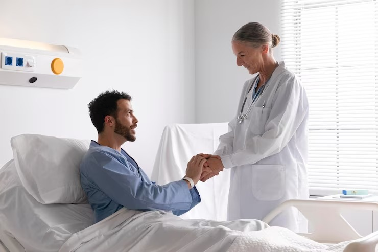 Patient thanking a doctor for faster recovery