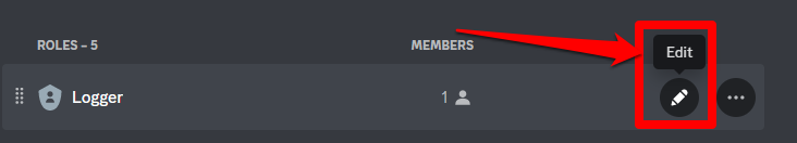 Screenshot showing the edit icon for roles on Discord