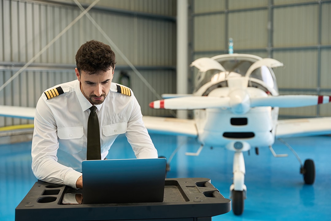 Online Pilot Learning Options