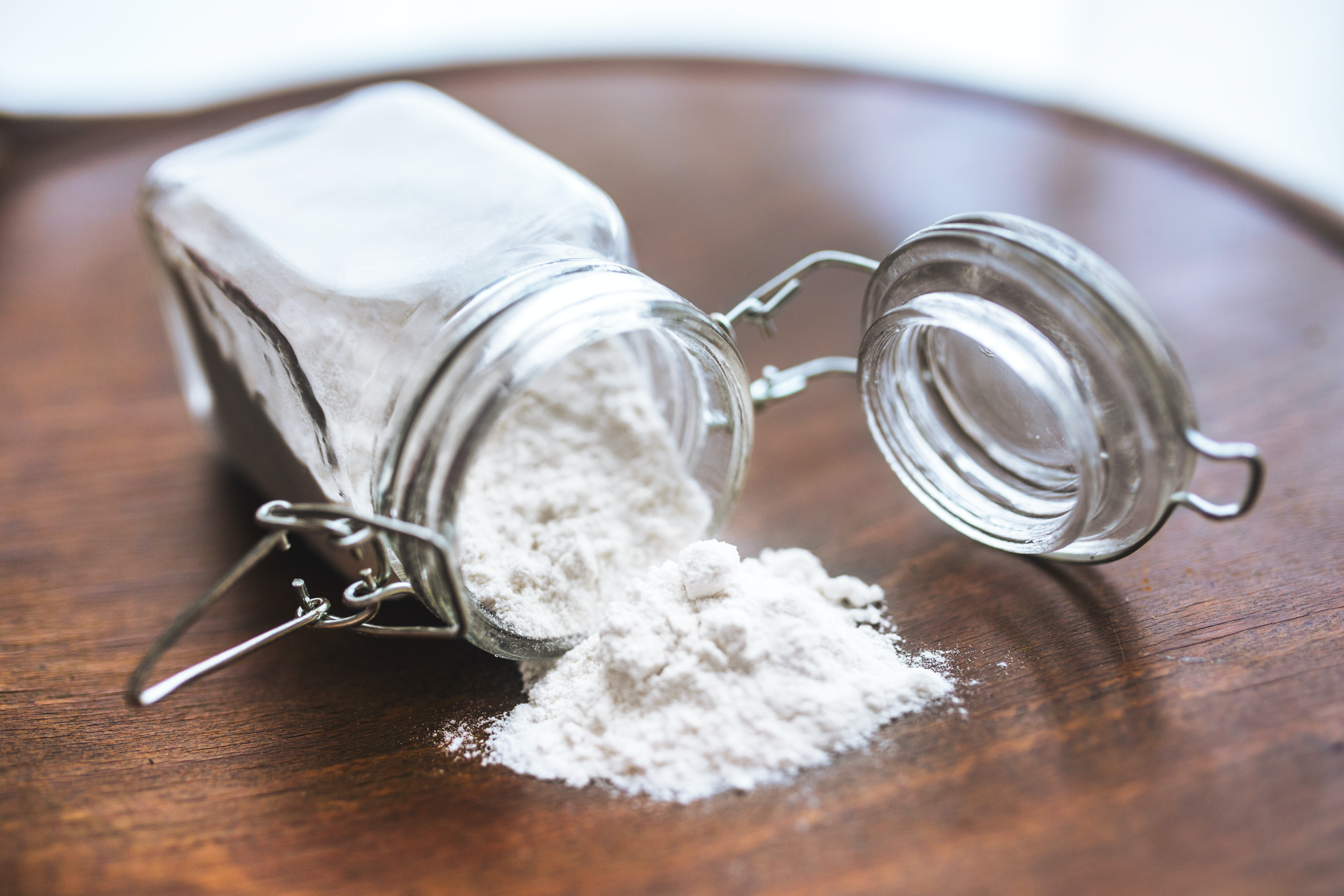 What is Tooth Powder? And Why You Should Be Using it!