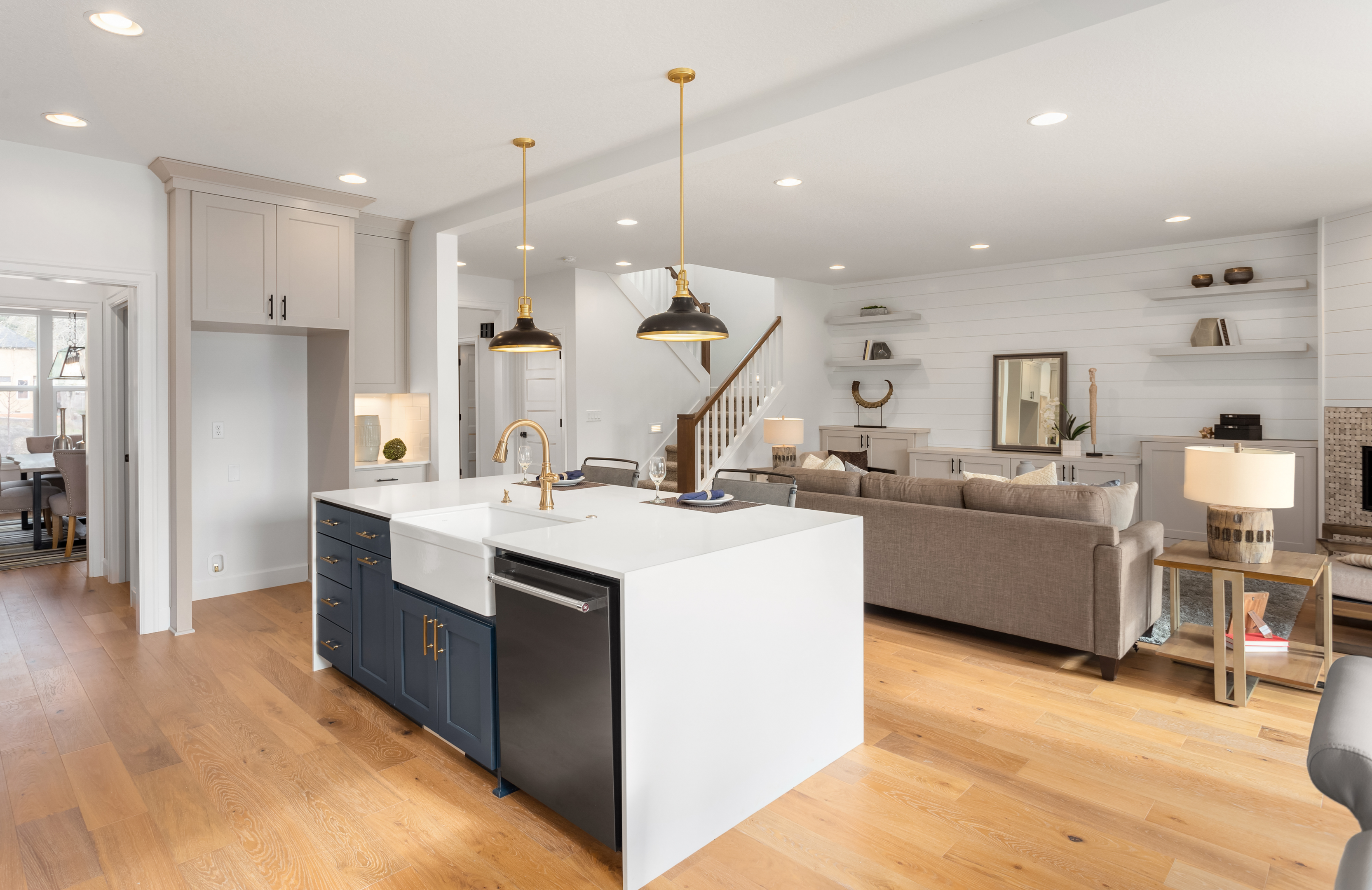Contemporary big kitchen