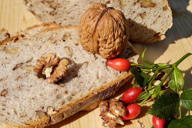 loaf, nut bread, walnut bread