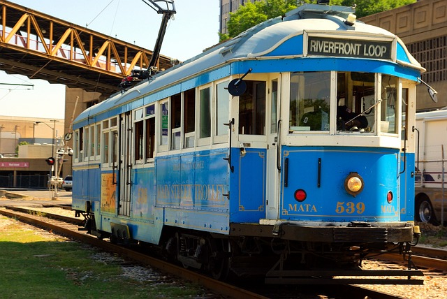 memphis tennessee trolley, trolley, street car, Memphis neighborhood, invest in Memphis real estate market, best neighborhood for investing, popular neighborhood, investment goals, one of the best neighborhoods for investing in Memphis, Tennessee, young professionals commute, Bluff City