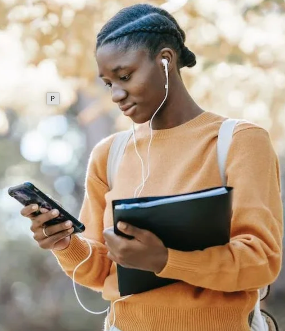 Lady receiving her payday loan on her cellphone.jpg