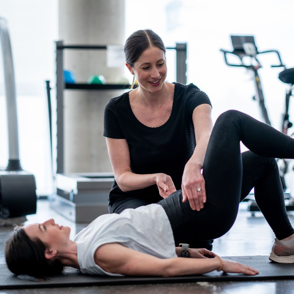 A person combining semaglutide injections with a balanced diet and regular exercise to reduce risk and promote weight loss