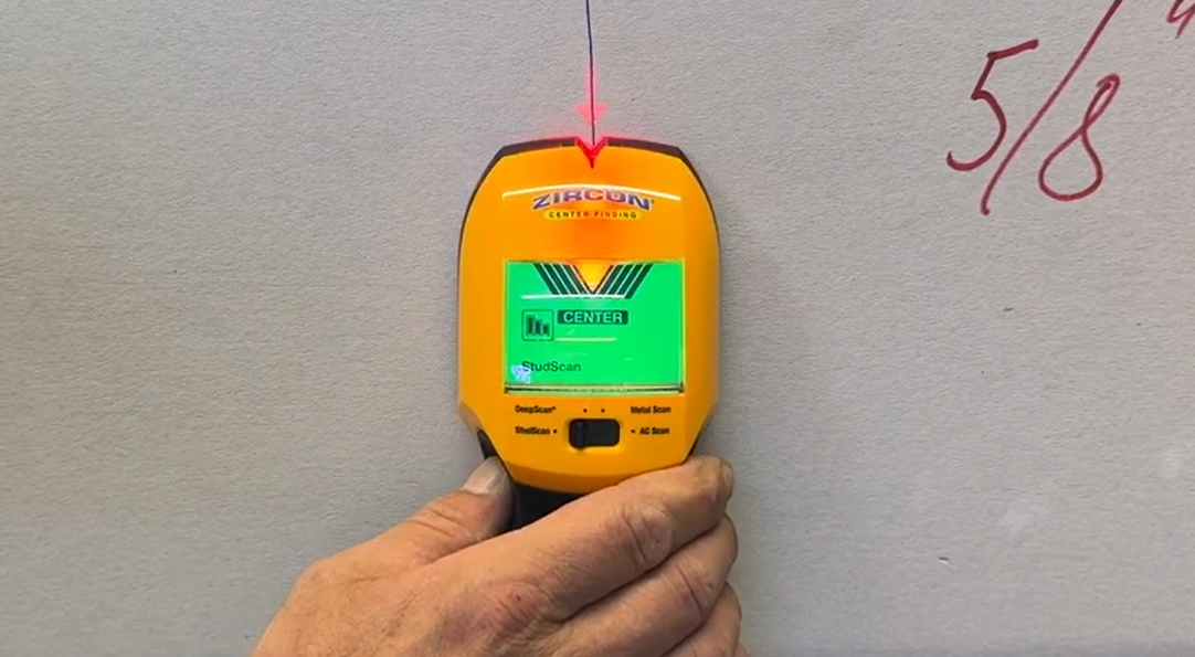 Zircon multiscanner detecting ducting hose