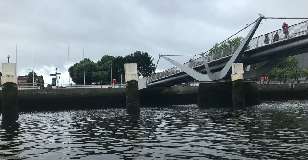 Kayaking-on-the-River-Liffey-Dublin