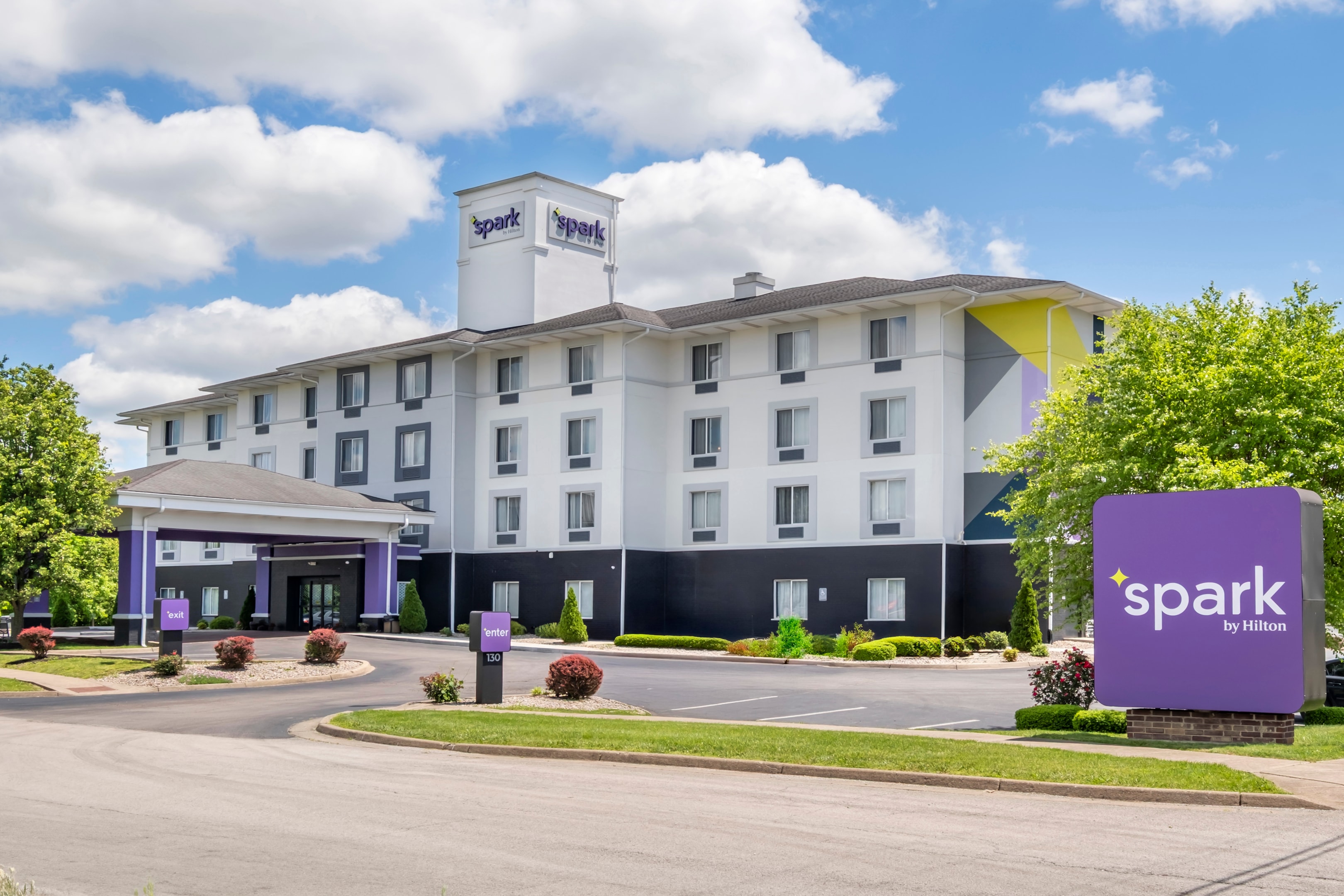 Exterior Image of Spark by Hilton Shepherdsville