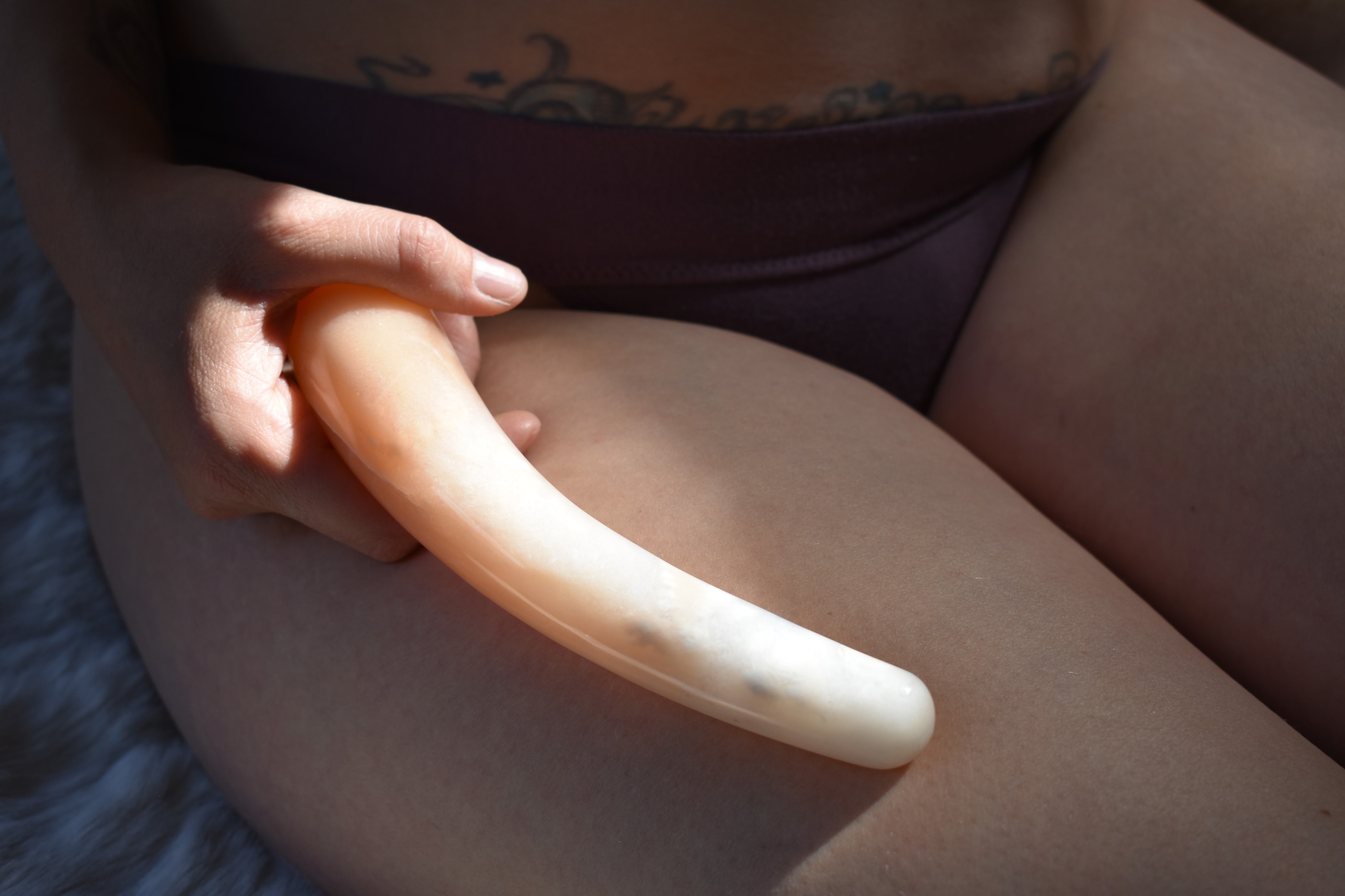crystal massage for pain relief and stress relief