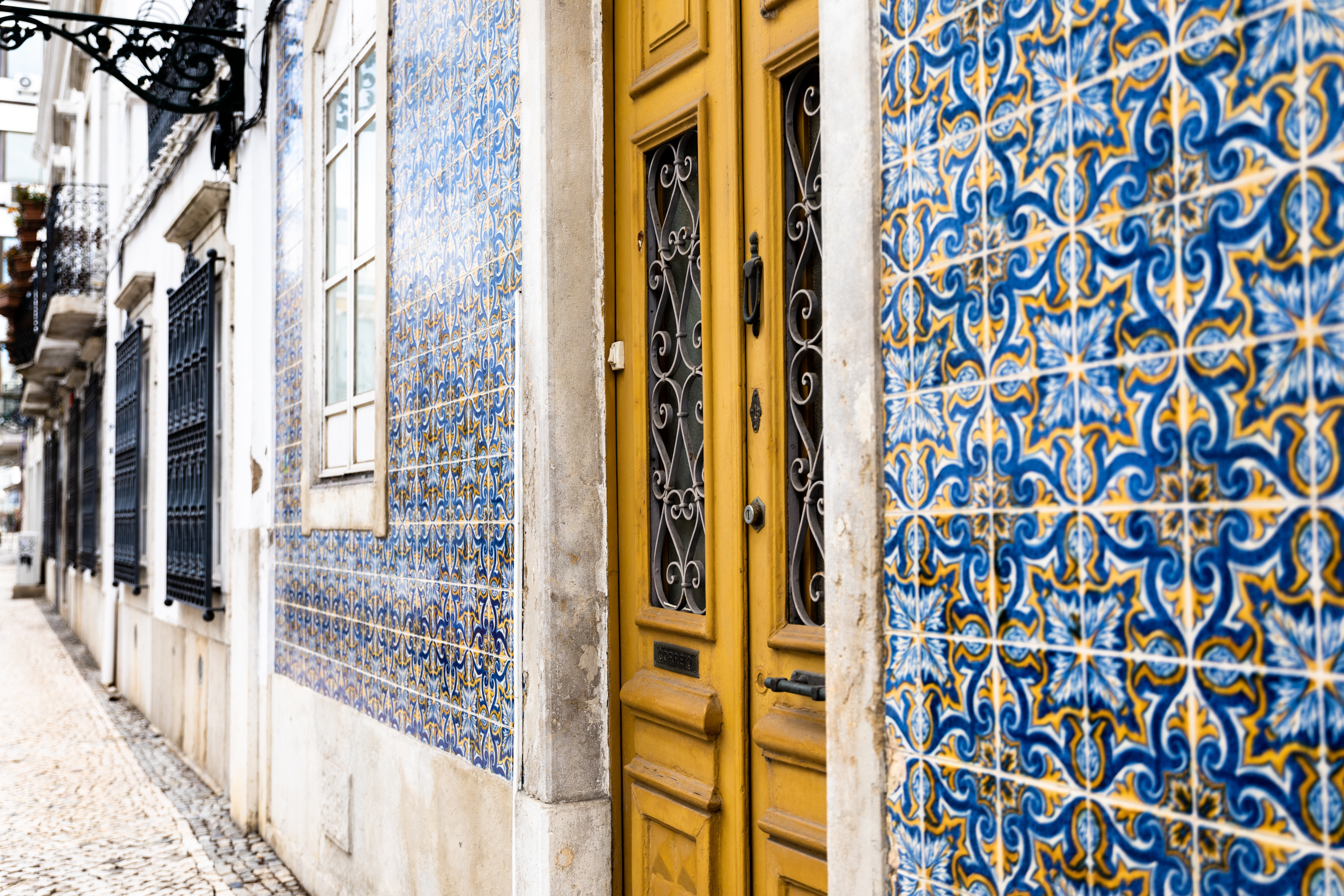 A 3-day itinerary for exploring Algarve, the perfect answer to 'how many days in Algarve' question.