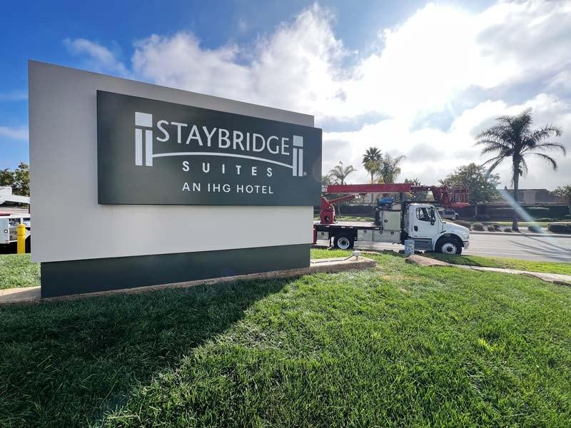 One of a series of custom signs in Oxnard, CA, we created for Staybridge Suites, this monument sign provides a clean, welcoming presence that aligns with the hotel’s upscale branding.