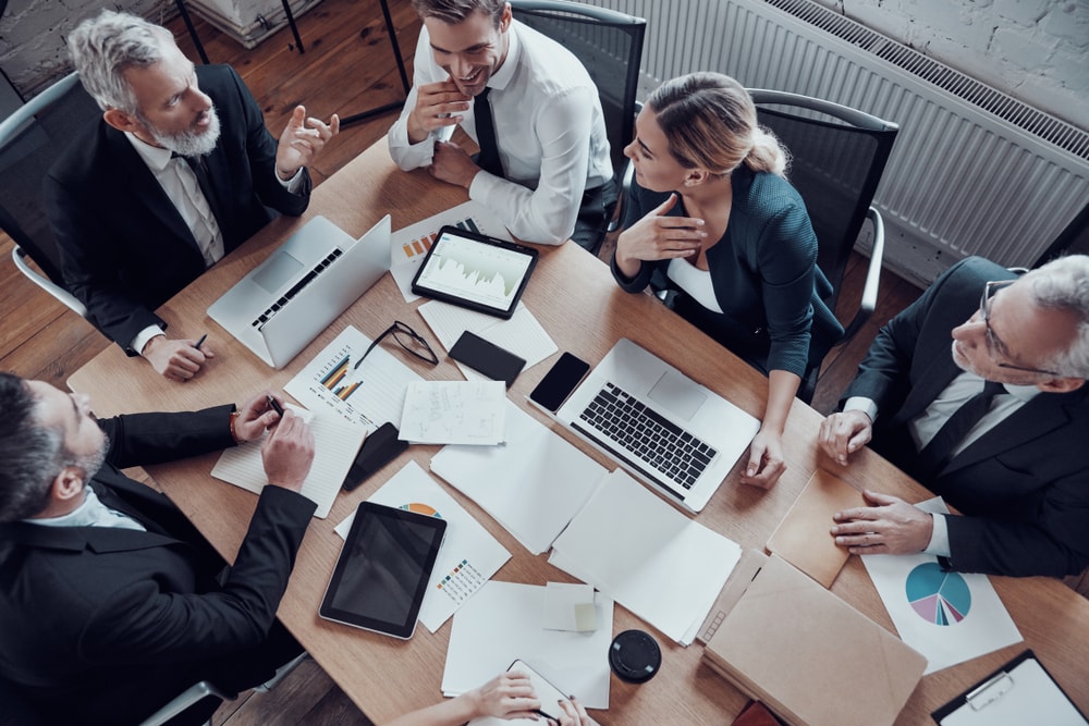 Praca zdalna, stacjonarna, czy hybrydowy model pracy?